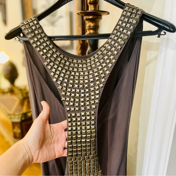 Beautiful Monoreno Sleeveless Top - Picture 4 of 6